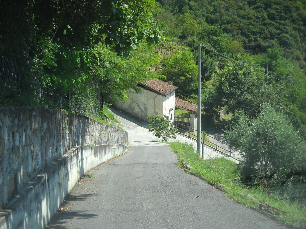 Agriturismo Cascina Lert Marone Eksteriør bilde