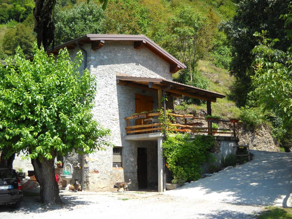 Agriturismo Cascina Lert Marone Eksteriør bilde